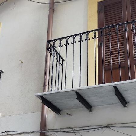The Traveler'S House Apartment Palermo Exterior photo
