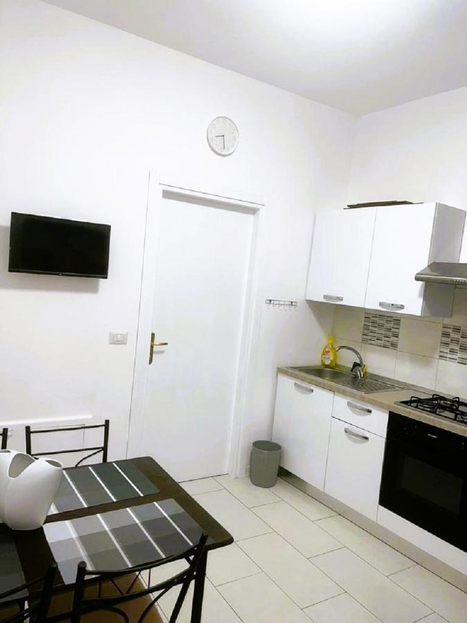 The Traveler'S House Apartment Palermo Exterior photo